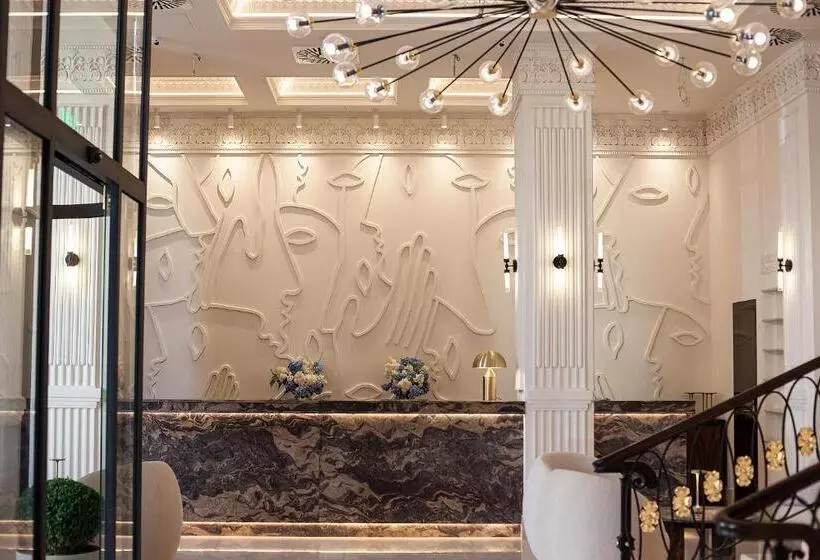 Hotelli Nadiya Palace