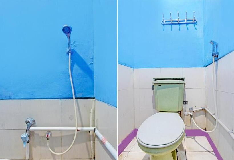 Hotel Oyo 93209 Guest House Cemara 3