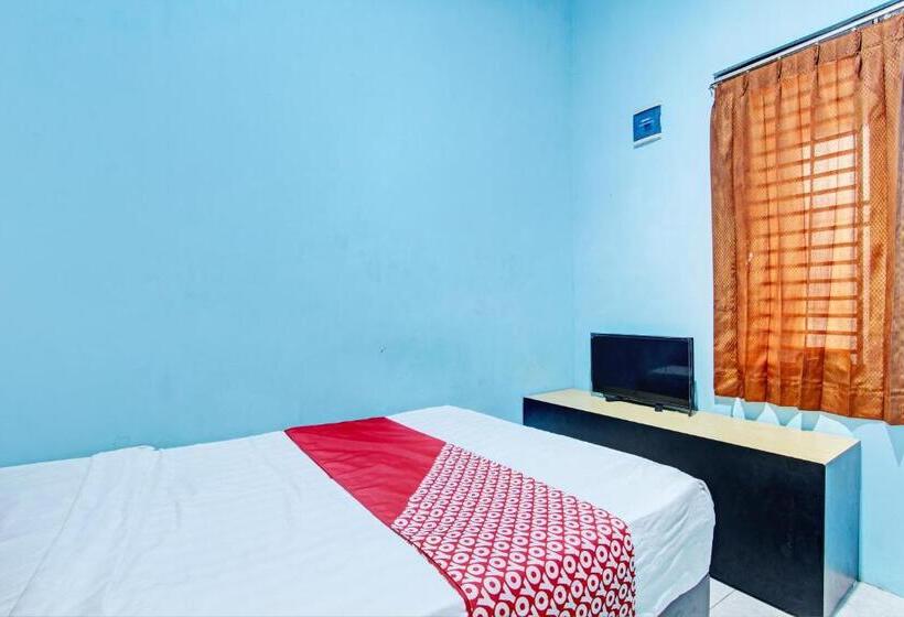 Hotel Oyo 93209 Guest House Cemara 3