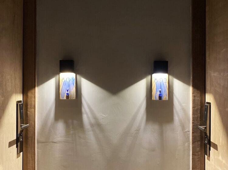 هتل The Blue By Just Inn