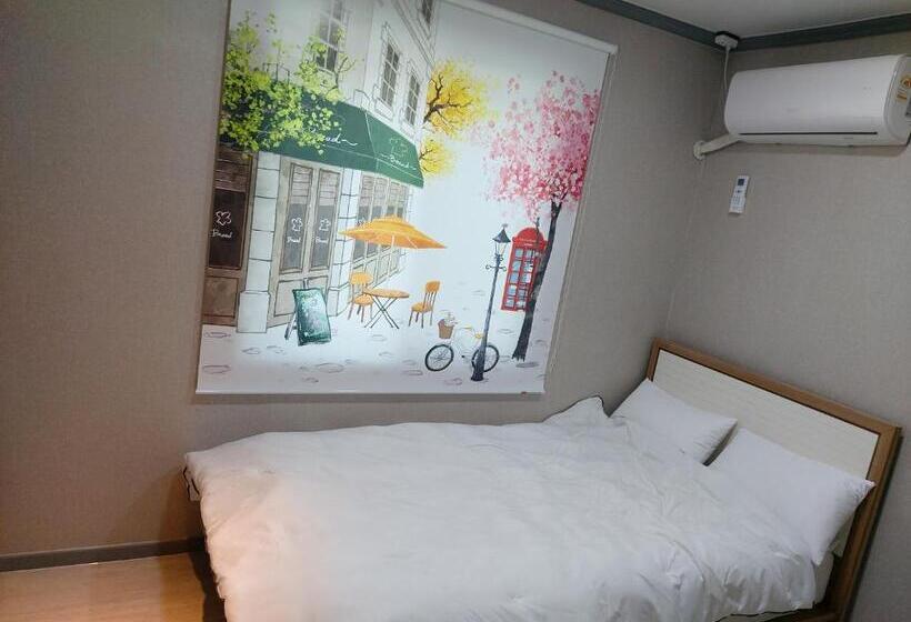 پانسیون Ara Guesthouse