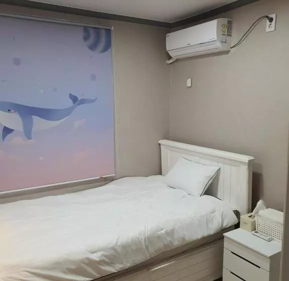 پانسیون Ara Guesthouse