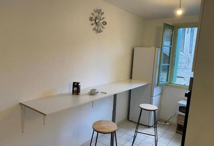 פנסיון Chez Papa