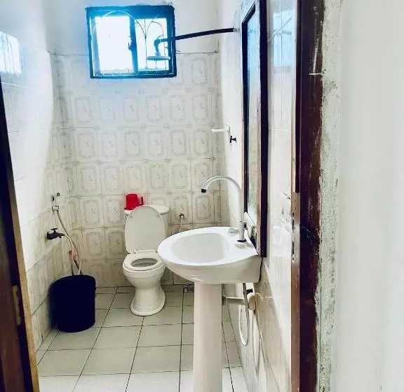 پانسیون Classic Visitors House