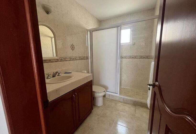 ペンション La Casa Bonita De Pueblo Nuevo