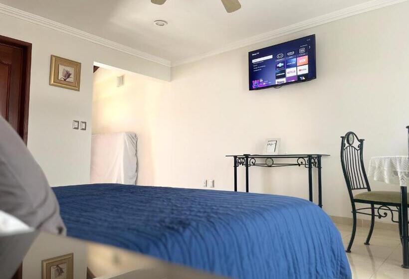 ペンション La Casa Bonita De Pueblo Nuevo