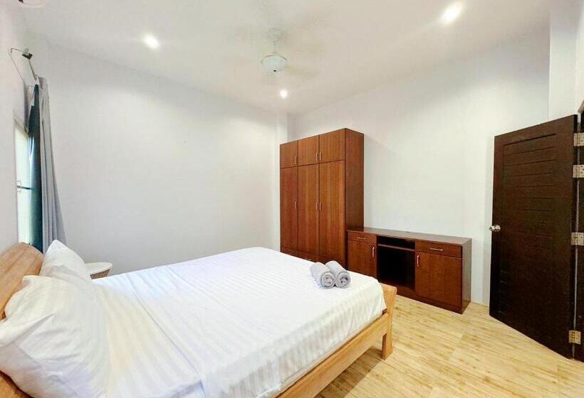 פנסיון Rawai Valley Resort