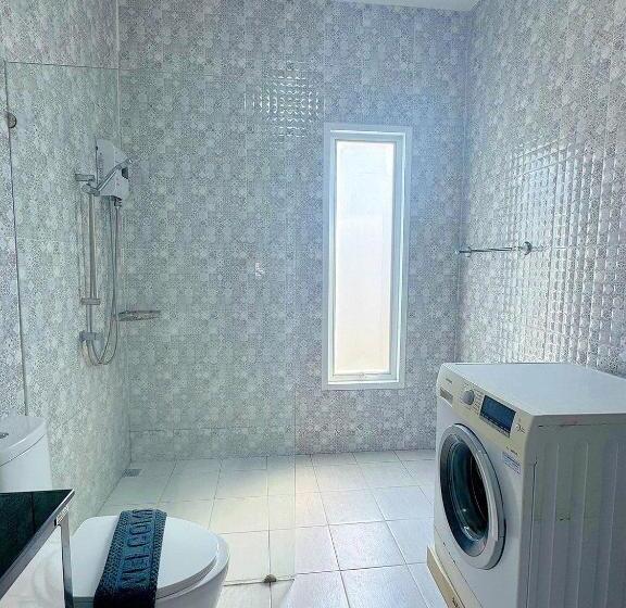 פנסיון Rawai Valley Resort