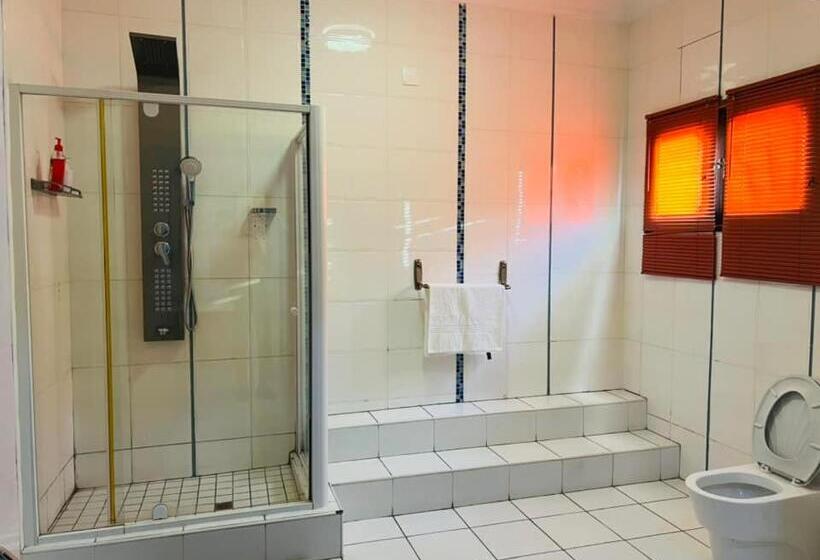 ペンション Trmotel