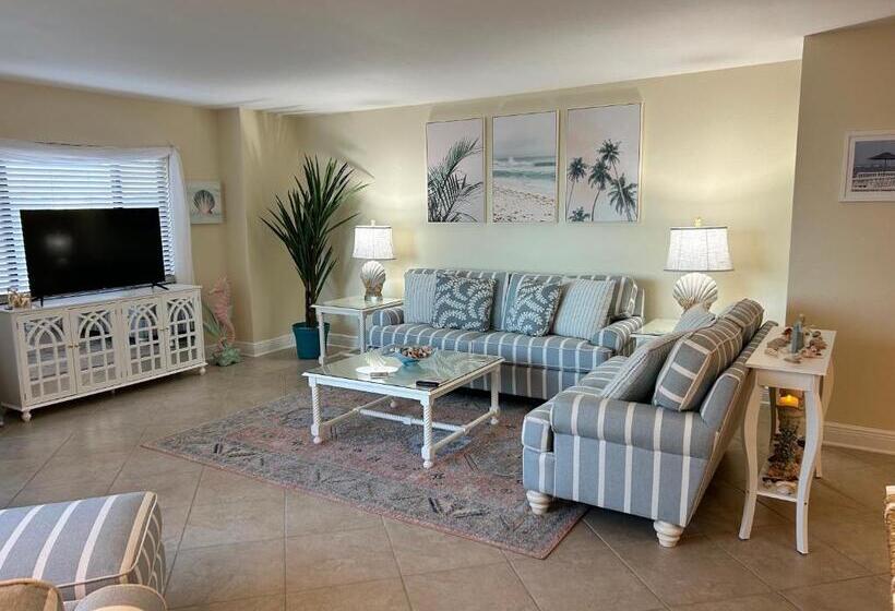 Always Summer On A White Sandy Beach