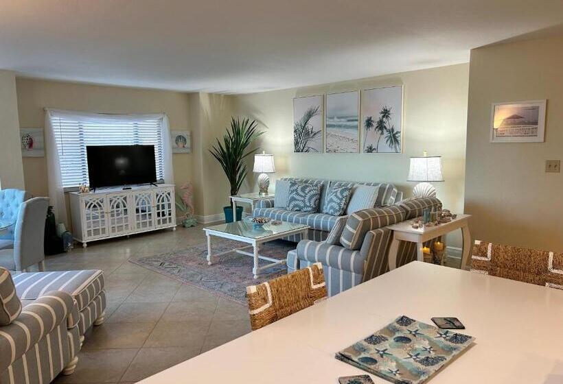 Always Summer On A White Sandy Beach