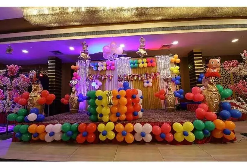 ホテル The Golden Oyster, Dehradun
