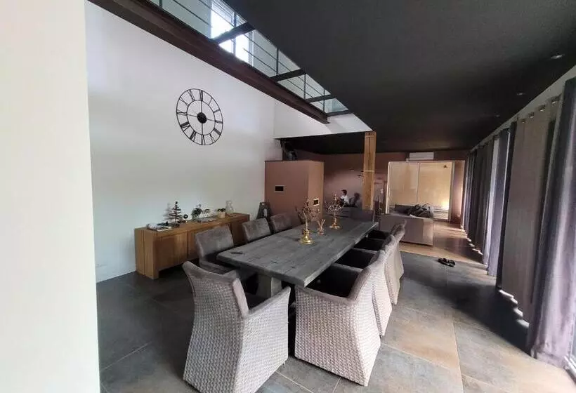 ベッドアンドブレックファースト Chambres Chez L Habitant Villa De Luxe