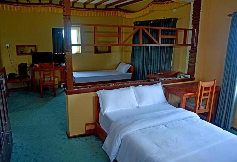 تختخواب و صبحانه Himalayan Home Lamagaun Pokhara 10 Minute Drive From Tourist Place Lakeside Rent Rooms