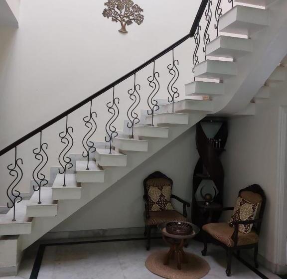 Guestlo Hotel Nirvana