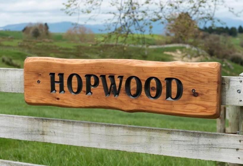 Hopwood Bed & Breakfast
