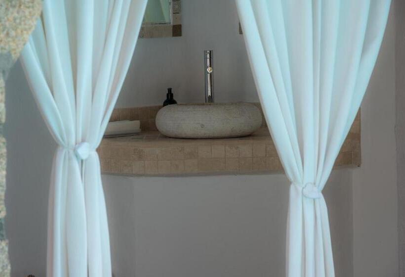 هتل A Mare Corsica I Seaside Small Resort