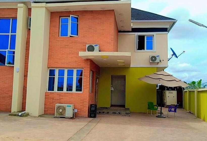 هتل Chefsplace Lounge And Pavilion