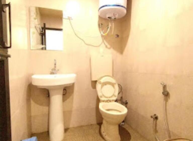 Hotell City Way, Srinagar