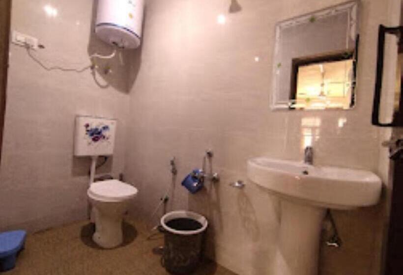 Hotell City Way, Srinagar