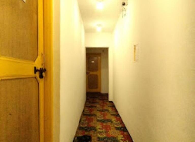 Hotell City Way, Srinagar