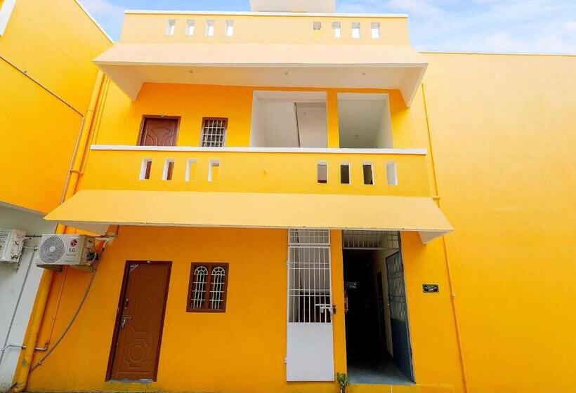 هتل Collection O Blue Horizon