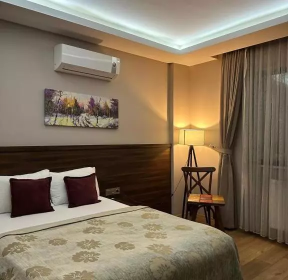 هتل Grand Delux
