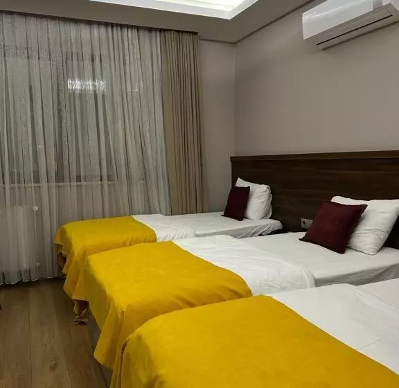 هتل Grand Delux