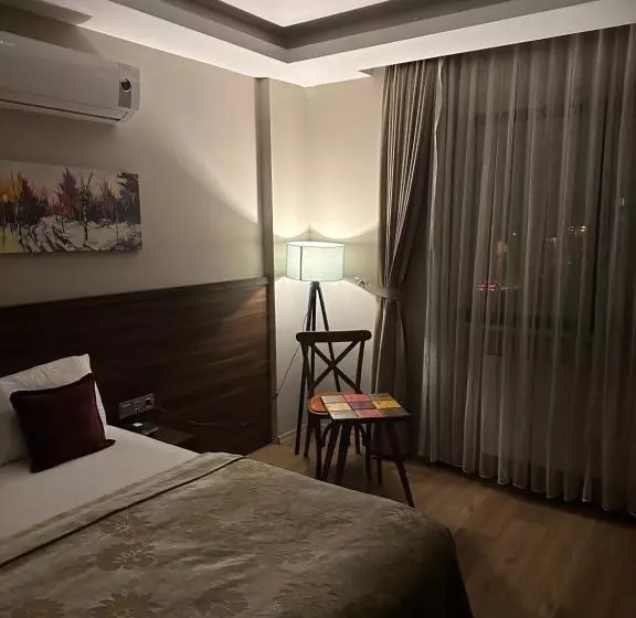 هتل Grand Delux