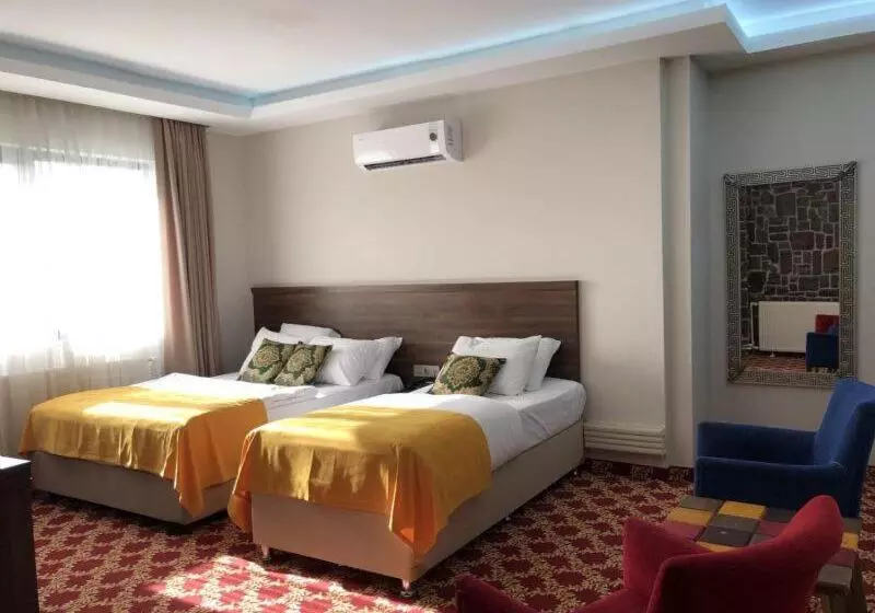 هتل Grand Delux