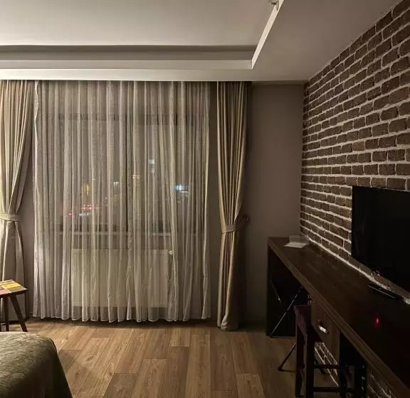 هتل Grand Delux