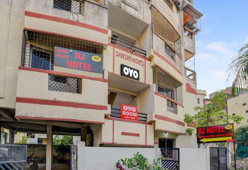 فندق Spot On R J