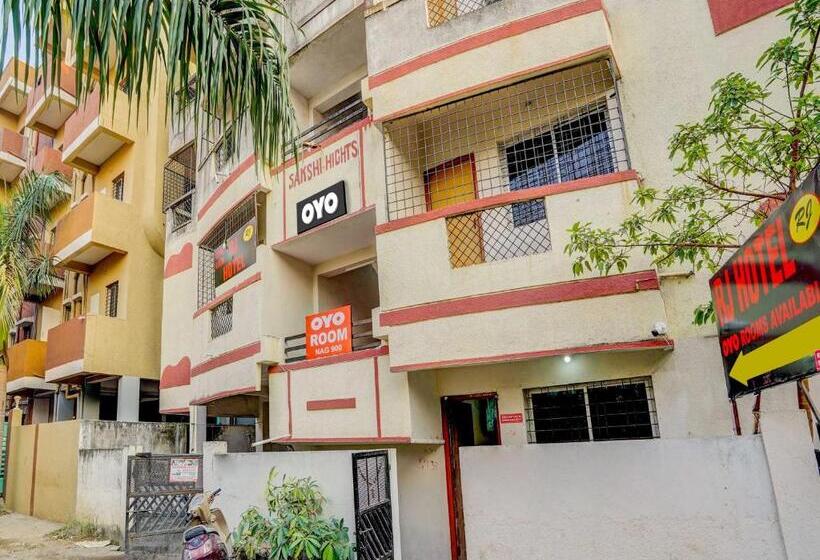 فندق Spot On R J