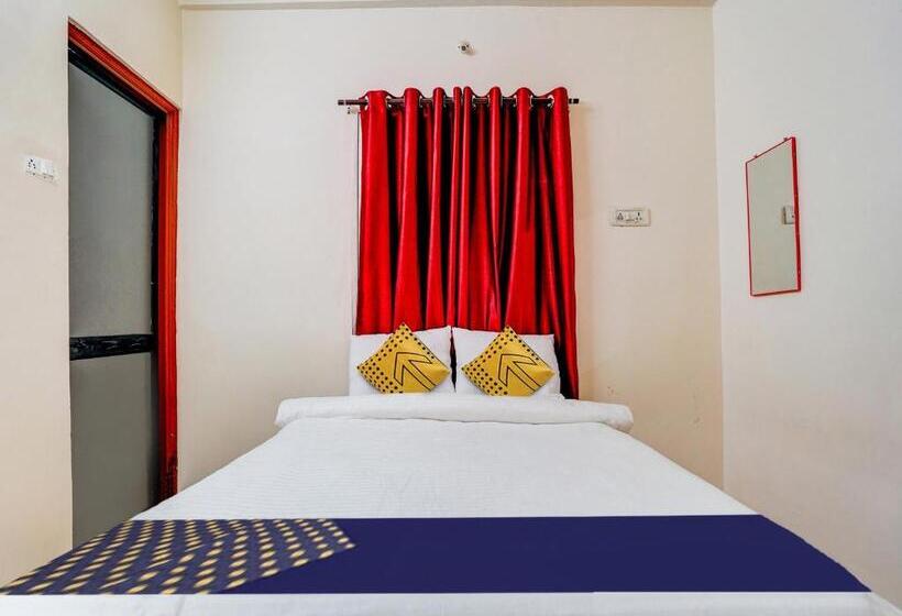 فندق Spot On R J