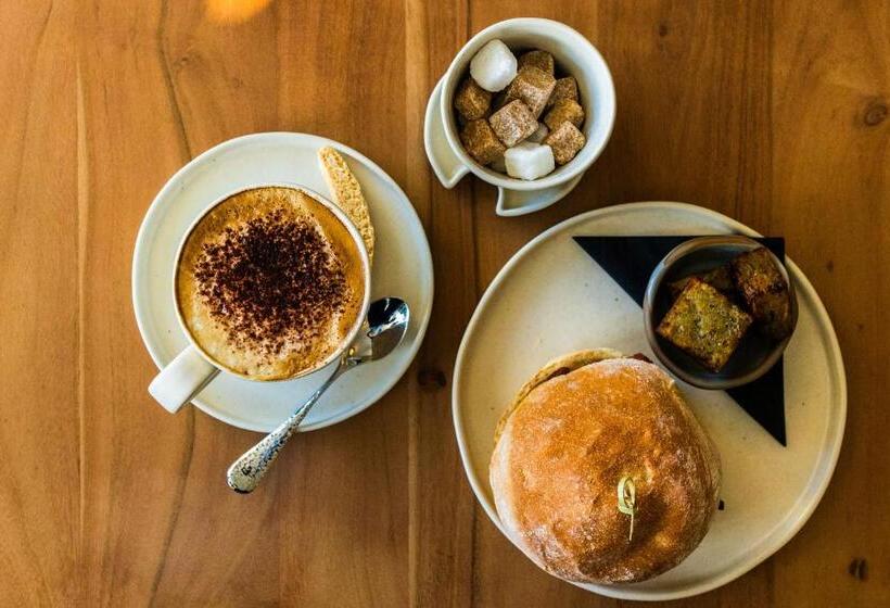 فندق The Dormy House