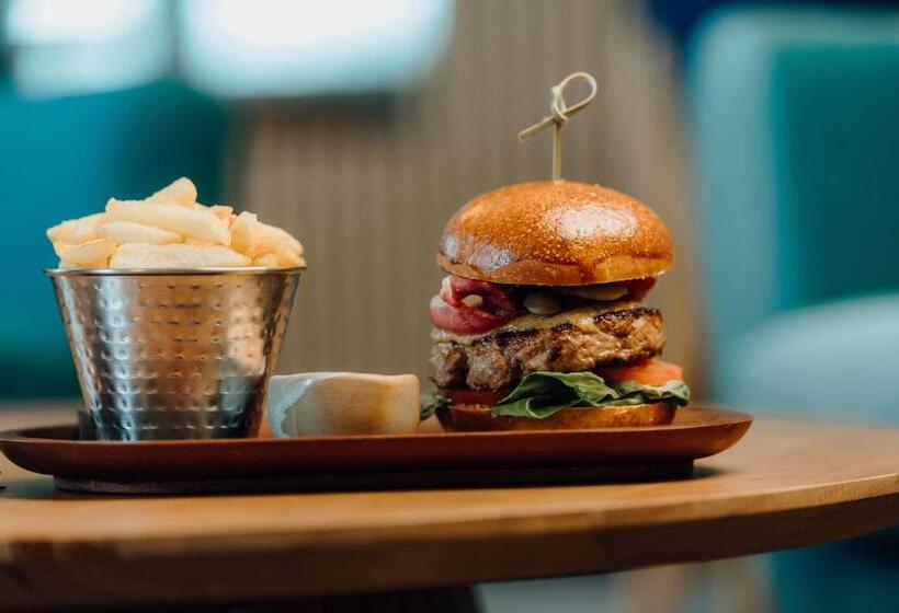 فندق The Dormy House