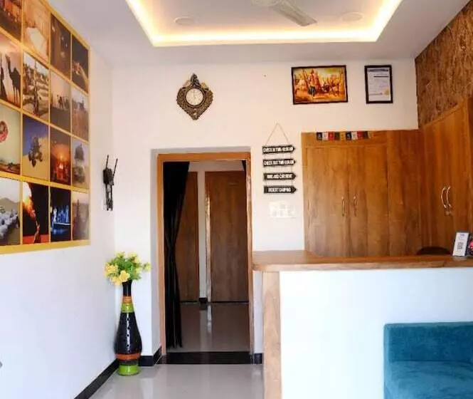 ホテル The Travel Bug Jaisalmer