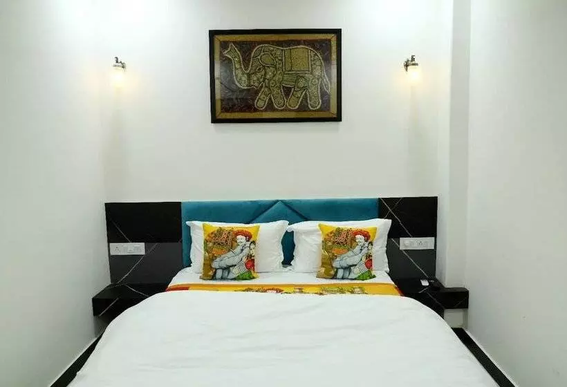 ホテル The Travel Bug Jaisalmer