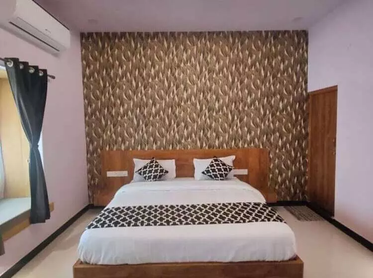 ホテル The Travel Bug Jaisalmer