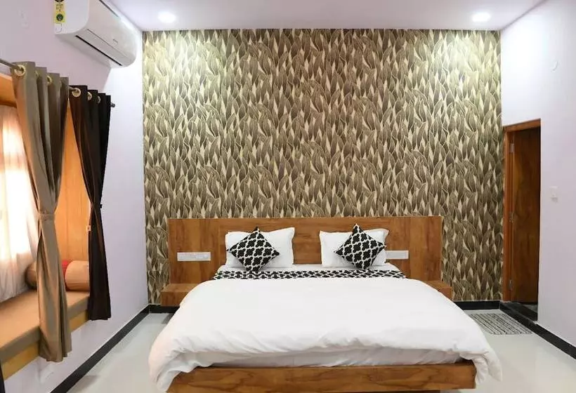 ホテル The Travel Bug Jaisalmer