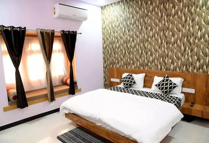 ホテル The Travel Bug Jaisalmer