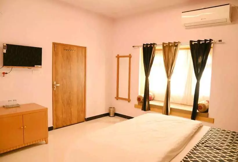 ホテル The Travel Bug Jaisalmer