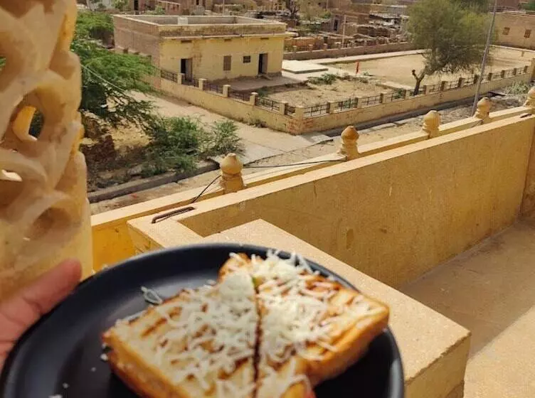 ホテル The Travel Bug Jaisalmer