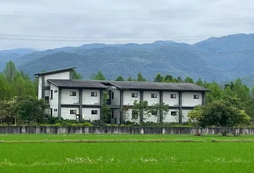 Lakeforest B&b