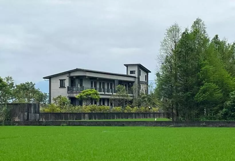 Lakeforest B&b