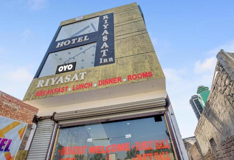 Oyo Hotel Riyasat Inn