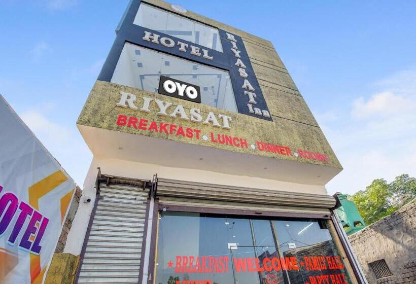 Oyo Hotel Riyasat Inn