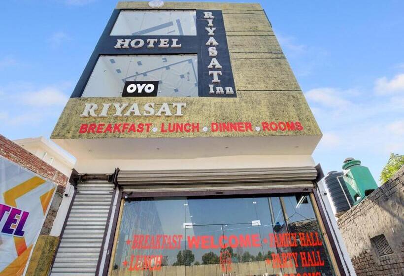 Oyo Hotel Riyasat Inn