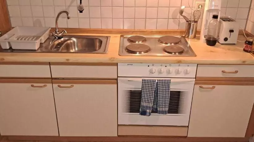 Majatalo Fewo Roturach