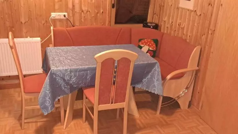 Majatalo Fewo Roturach